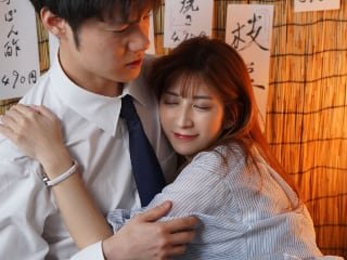 sex gay hoa nang Vợ nhà kề bên có sở thích không mặc đồ lót…lộ cu ngay trước mặt tôi
